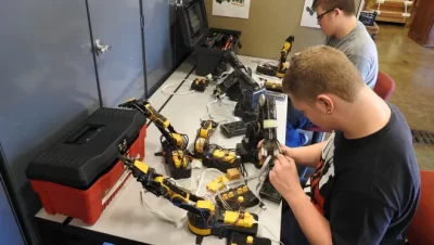Electronics program ending at Coshocton Career Center, as demand slows
